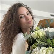 Soy un hablante nativo de ruso y tengo alto nivel de inglés. Me gustaría clases a toda gente quien tiene ganas de aprender ruso o inglés